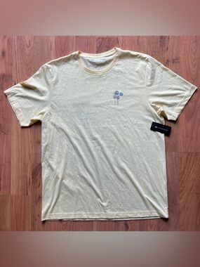 NWT Travis Mathew Mens XL Yellow Cotton Poly Short Sleeve Tshirt Palm Trees